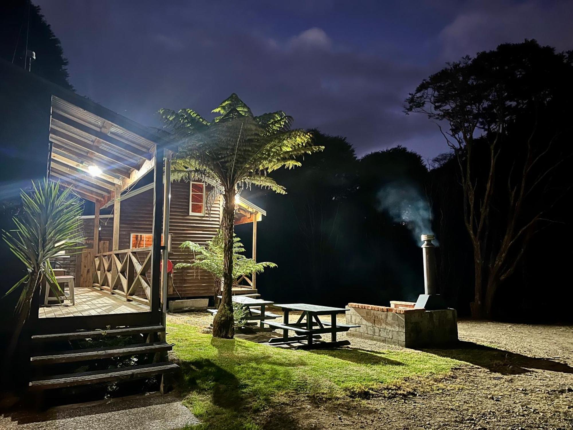 Coromandel White Star Station Farm Holiday Park מראה חיצוני תמונה