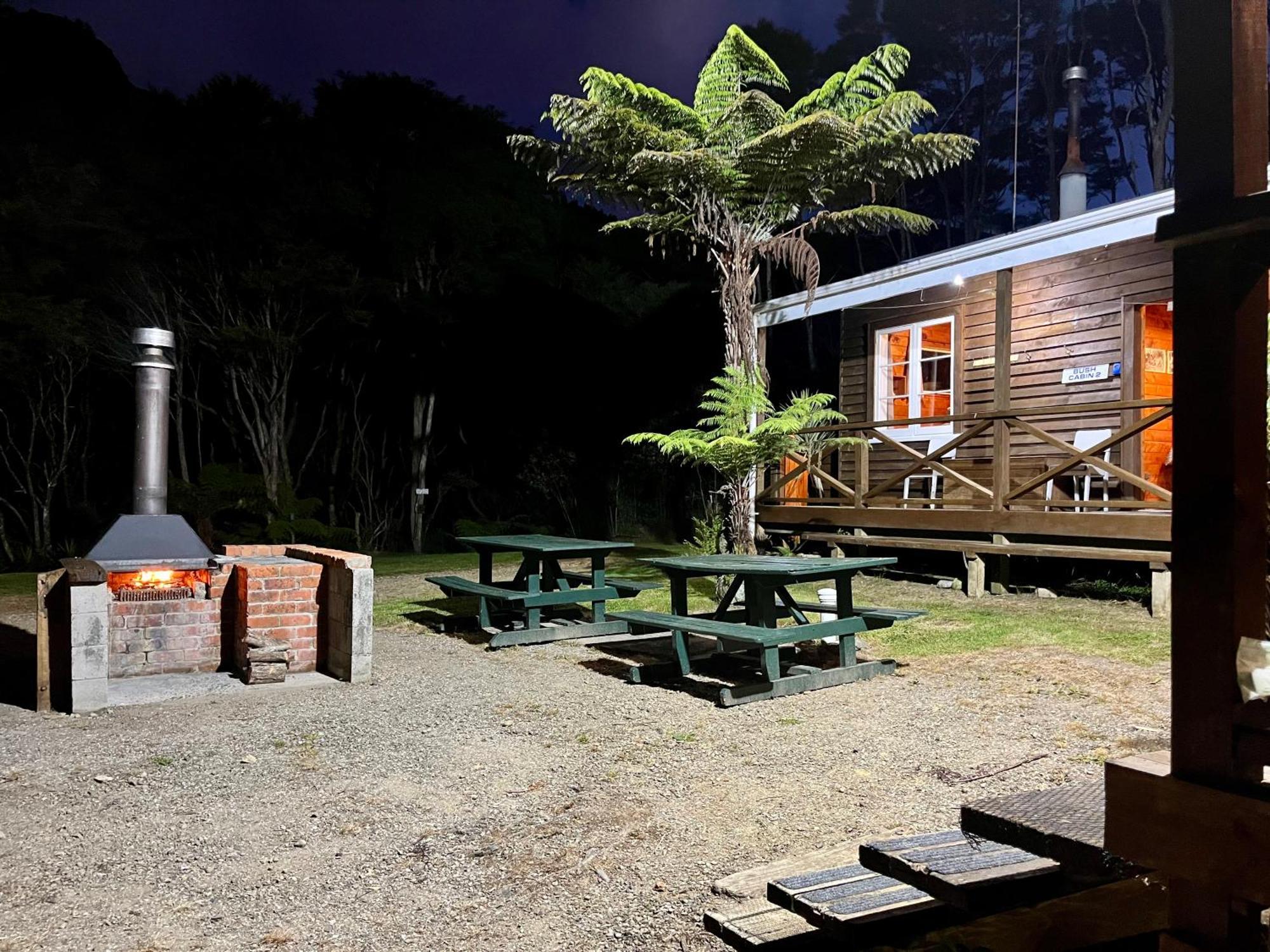 Coromandel White Star Station Farm Holiday Park מראה חיצוני תמונה