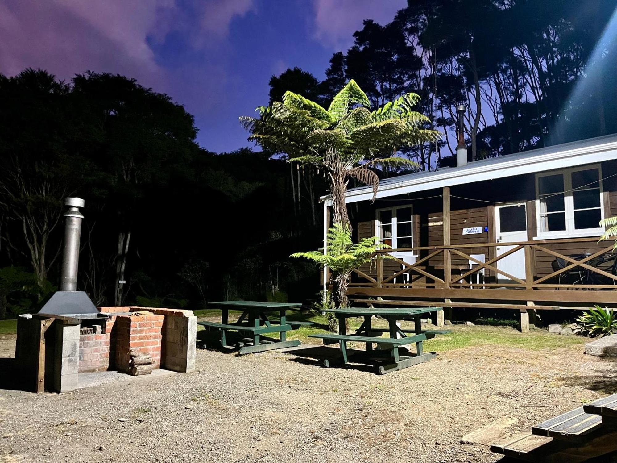 Coromandel White Star Station Farm Holiday Park מראה חיצוני תמונה