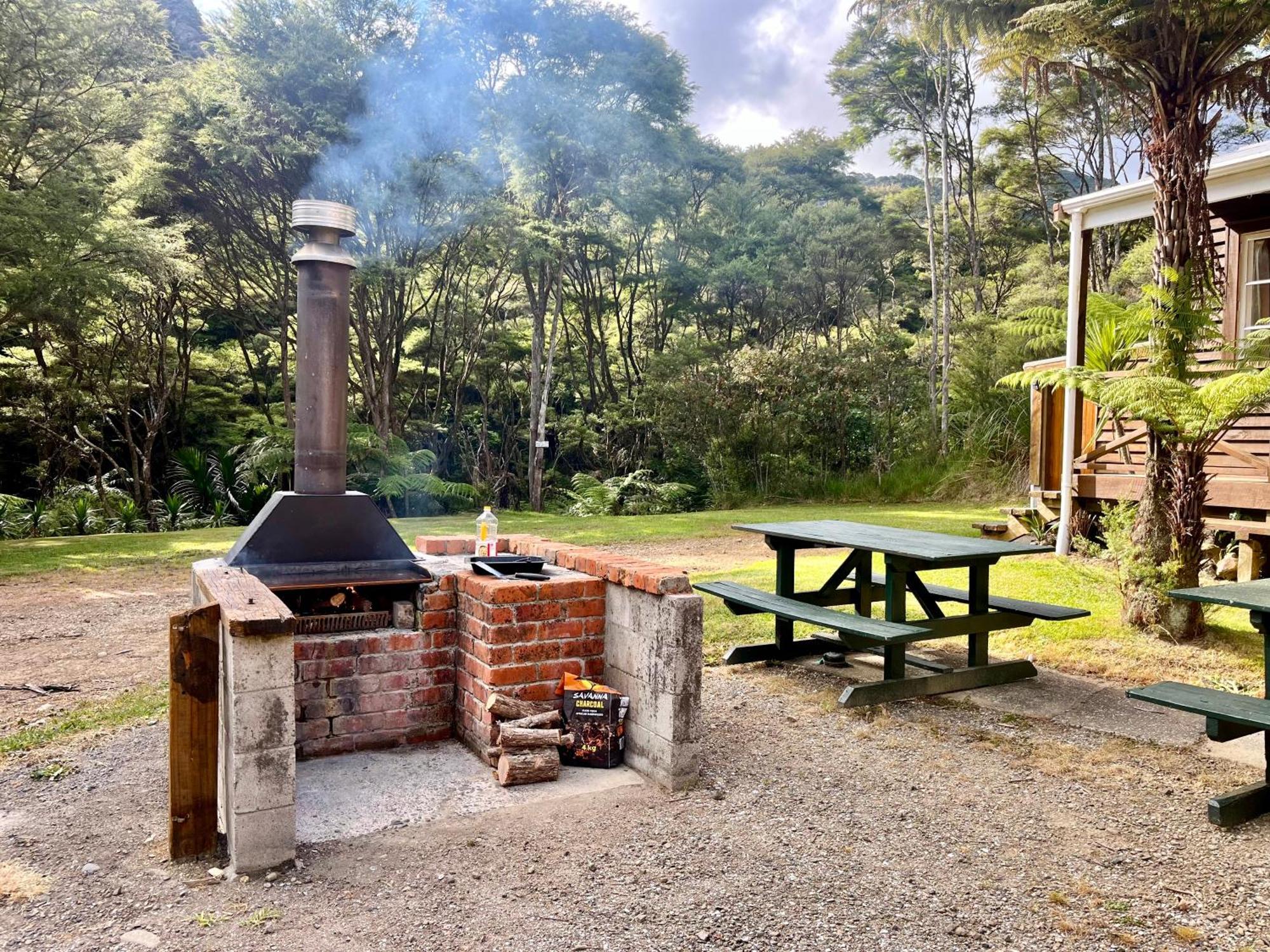 Coromandel White Star Station Farm Holiday Park מראה חיצוני תמונה